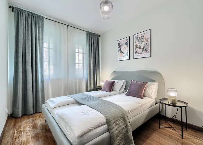 Imperial - Patio Mare *